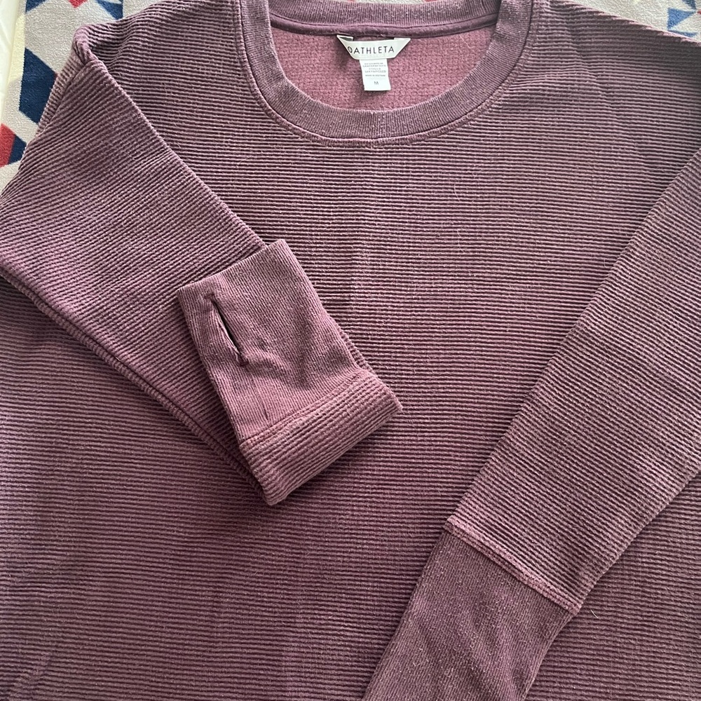 Athleta women’s burgundy thermal sweatshirt
